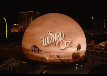 «جوجل» تُعيد إحياء فيلم «The Wizard of Oz» بتقنيات الذكاء الاصطناعي على أكبر شاشة في لاس فيغاس