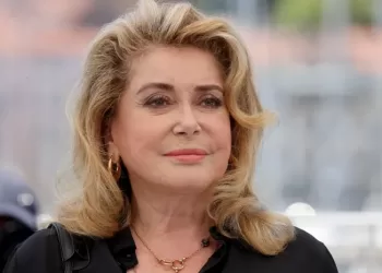 كاثرين دينوف