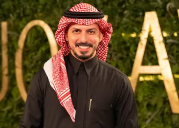 «عزيز غرباوي».. من شغف الشاشة إلى التألق في الإنتاجات العالمية