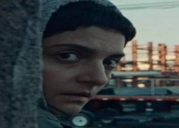 مراجعة فيلم «Gazer».. فيلم نوار تشويقي مرعب ومثير للتوتر