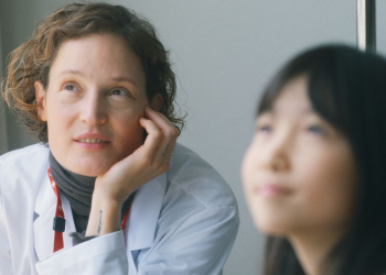 مراجعة فيلم «Yakushima’s Illusion».. تساؤلات للمجتمع الياباني