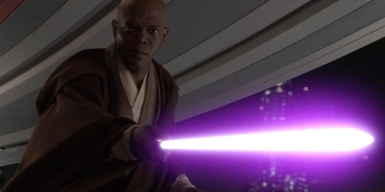 سيف أرجواني ونقش سرّي.. كيف غيّر «صامويل إل جاكسون» قواعد «Star Wars»؟