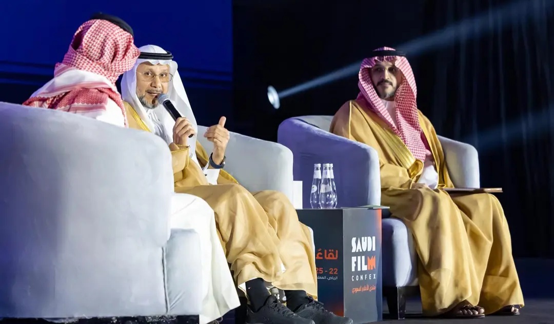 «منتدى الأفلام السعودي 2025» يواصل تألقه ببرامج نوعية واستثمارات تعزز مستقبل السينما الوطنية «منتدى الأفلام السعودي 2025» يواصل تألقه ببرامج نوعية واستثمارات تعزز مستقبل السينما الوطنية