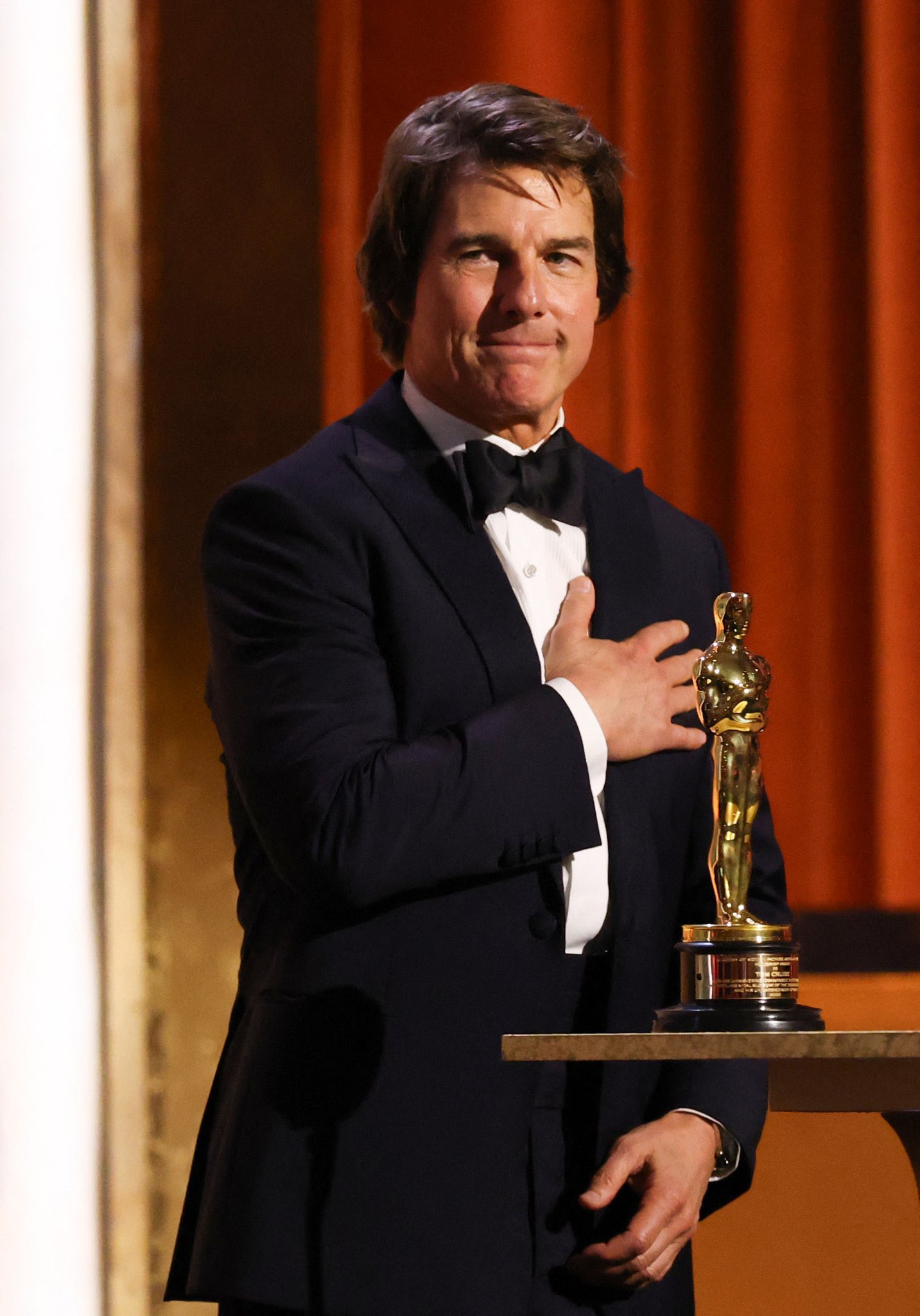 «توم كروز» يحصل على جائزة «الأوسكار الفخرية» ويؤكد التزامه بحماية قوة السينما «توم كروز» يحصل على جائزة «الأوسكار الفخرية» ويؤكد التزامه بحماية قوة السينما