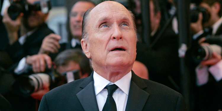 وفاة الممثل الأميركي «روبرت دوفال» نجم فيلم «العراب» عن عمر يناهز 95 عامًا