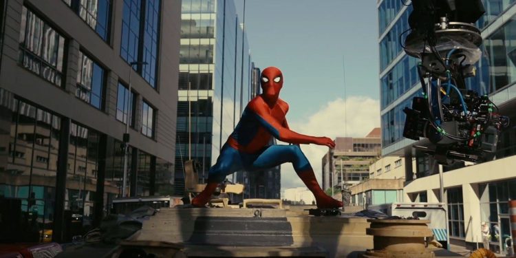 spider man brand new day official day one on set featurette y51f.1280